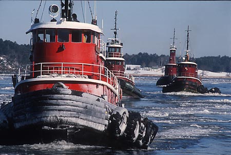 Tugboat brigade